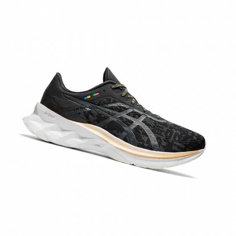 Pánské Běžecké Boty Asics NOVABLAST Černé | 3284-HQAYC